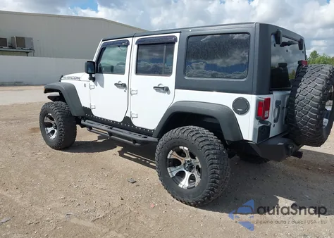 2011 Jeep Wrangler Unlimited Rubicon z USA, uszkodzony, nr VIN 1J4BA6H10BL536027